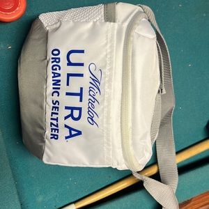 Michelob Ultra seltzer 6pk cooler